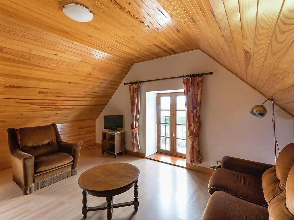 Holiday Home With Enclosed Garden Pont-Croix