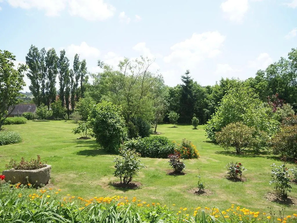 Holiday Home With Enclosed Garden Pont-Croix