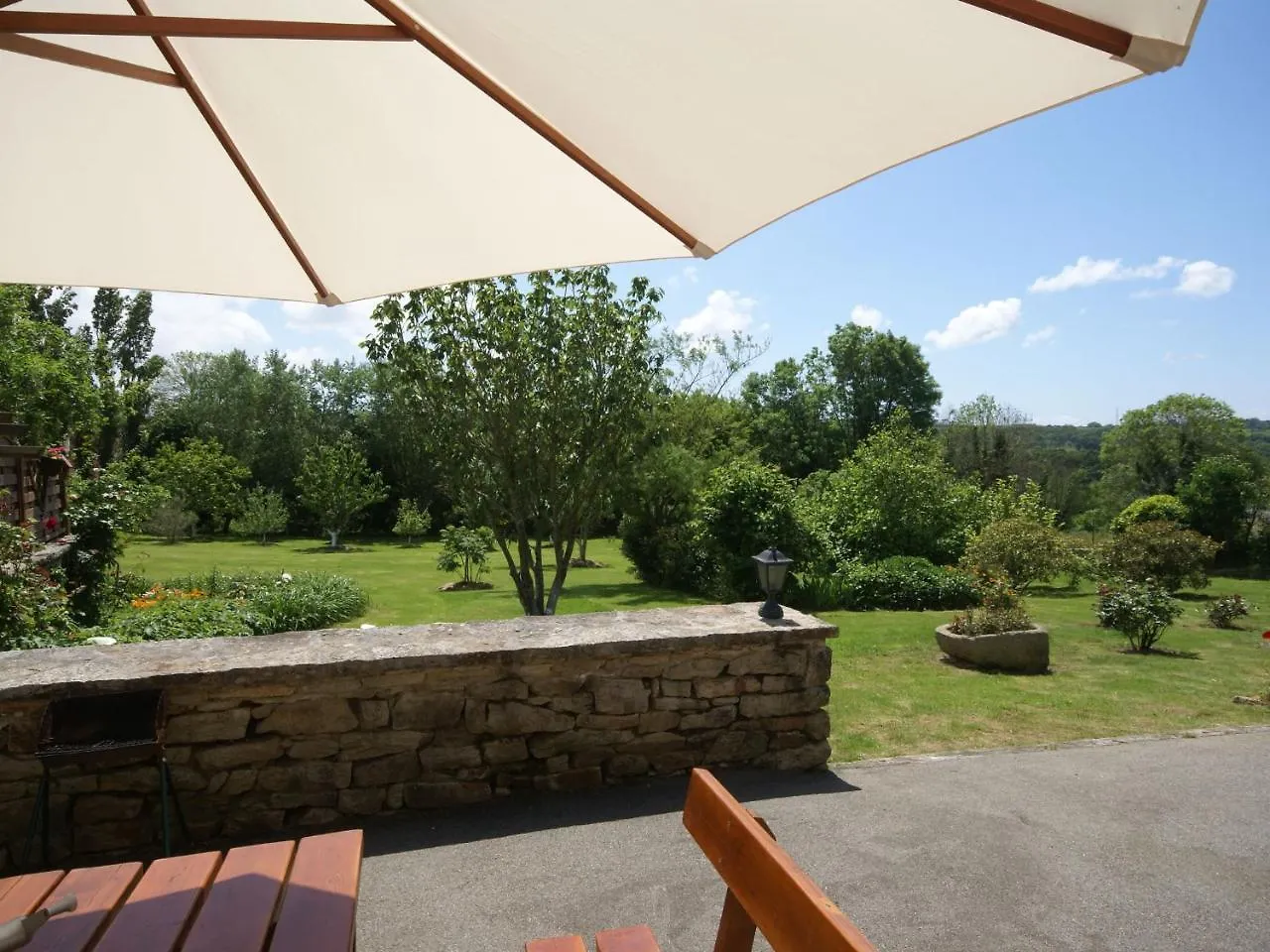 Holiday Home With Enclosed Garden Pont-Croix